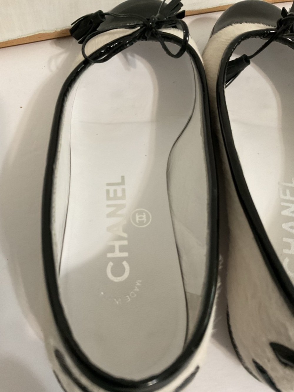 CHANEL Shoes Pony Hair Patent Cap Toes Ballet Flats Size 36 - Picture 5 of 11